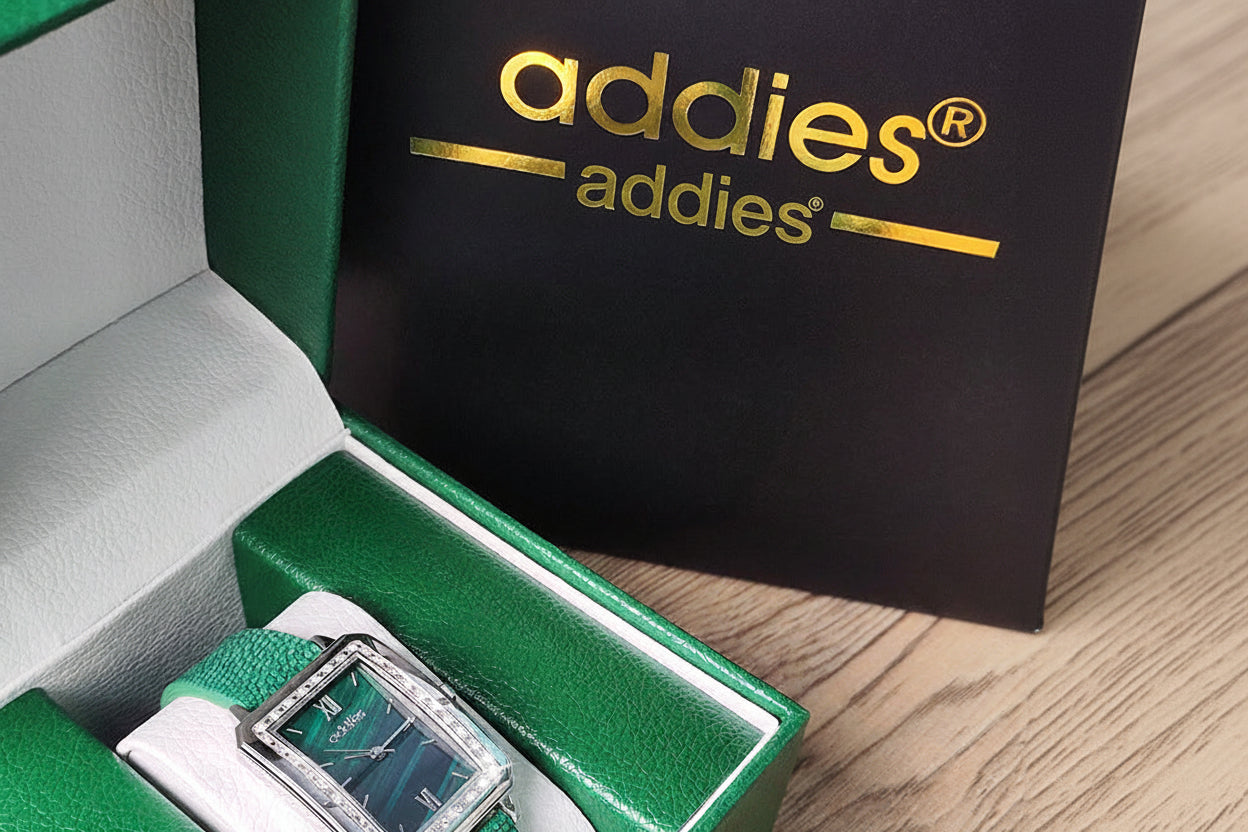 Women's Exquisite Small Green Watch Set Gift Box Square